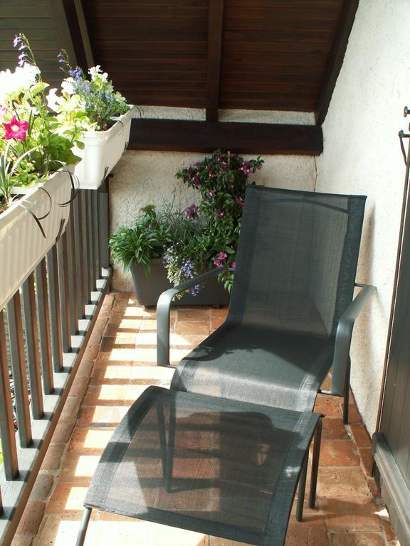 Du Cote De Chez Jos Hotel Bezons Eksteriør billede
