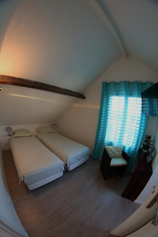 Du Cote De Chez Jos Hotel Bezons Værelse billede